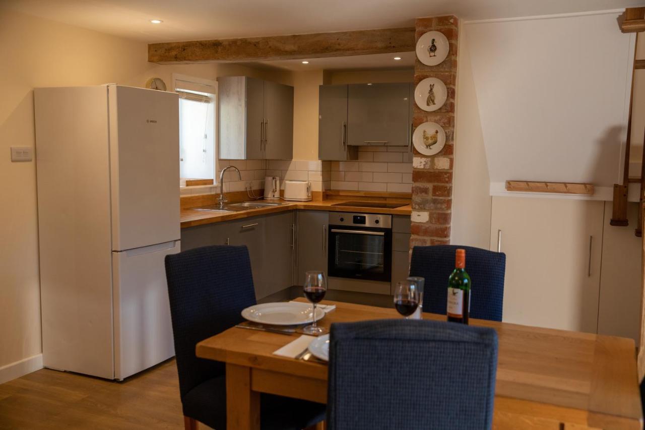 Rollestone Coach House Vila Shrewton Exterior foto